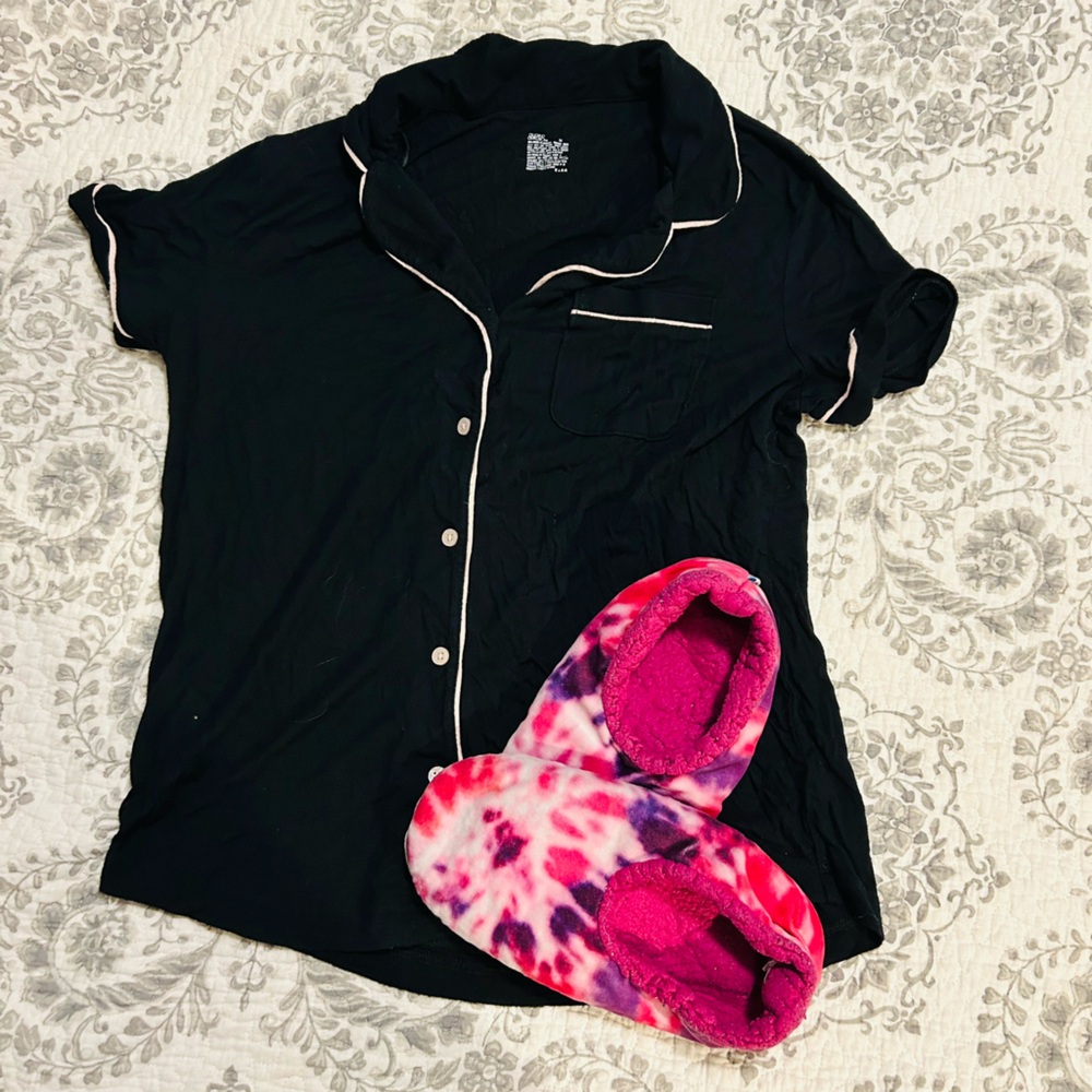 Women's Black Short Sleeve Pajama Top